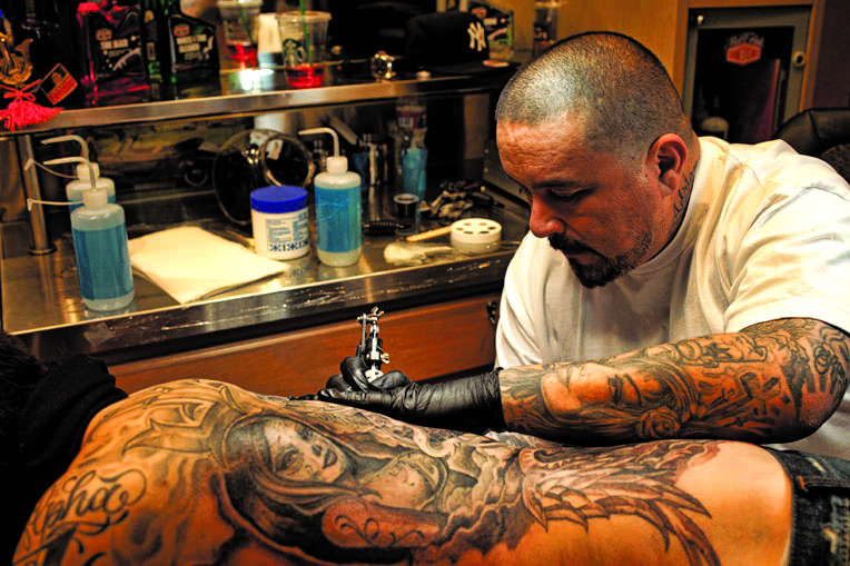 Tattoo Artist to the Stars - The Pride LA