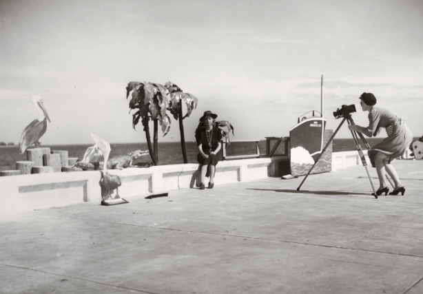 Walker Evans, “Resort Photographer at Work,” 1941;